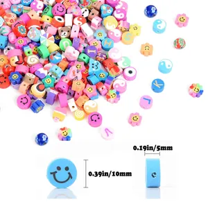 Detailansicht der 10mm bunten Polymer-Tonperlen mit Maßen für DIY-Schmuck-Sets