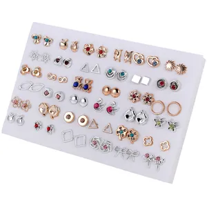 Lot de 36 paires de boucles d'oreilles en cristal aux motifs d'animaux et fleurs