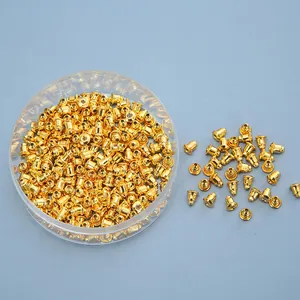 Cierres de pendientes de bala chapados en oro de 14K en caja transparente
