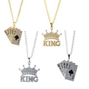 Collane hip hop oro e argento con ciondoli carte da poker e corona da re con strass lucidi