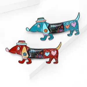 Broche Creativo de Esmalte Perro Dachshund Aleación Floral Corazón Animal Pin de Solapa para Mujeres Hombres Joyería de Moda Regalo