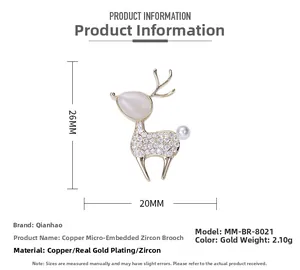Détail montrant les dimensions de la broche cerf avec zircons et pierres œil de chat