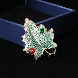 Élégante Broche Feuille en Cuivre Plaqué Or Avec Zircon Vert Et Épingle en Émail Coccinelle Rouge Pour Femme Bijoux Fantaisie