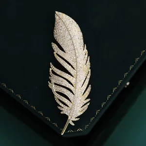 Elegant Zircon Feather Brooch For Women Copper Gold Silver Plated Micro Pave Rhinestone Pin Suit Dress Wedding Accessories