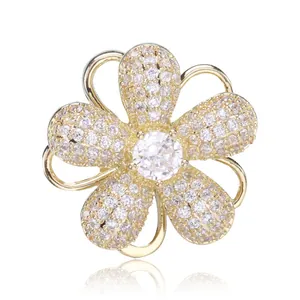 Exquise Broche Pétale de Fleur pour Femmes Luxe Cuivre Zirconia Incrusté Plaqué Or Broche Florale Élégante Décoration Bijoux Accessoires