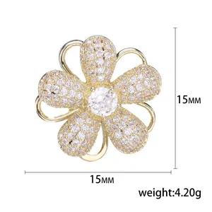 Élégante broche fleur rotative de 15mm avec zircons scintillants et finition dorée