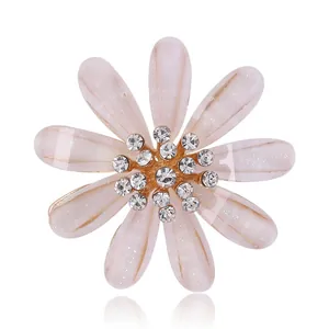 Elegante Spilla a Forma di Margherita in Lega per Donna Strass Smaltato Spilla per Cappotto Semplice Gioielli Floreali Accessorio per Abbigliamento