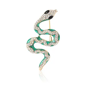 Broche serpent élégante en émail vert et cristaux dorés pour mode féminine