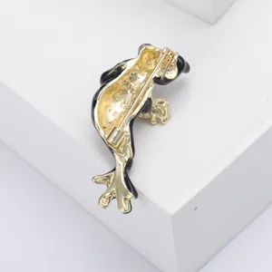 Süße Emaille-Tierbrosche mit goldener Metallrückseite und sicherem Sicherheitsverschluss