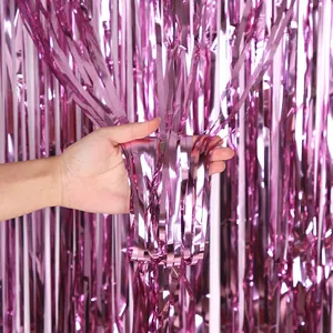 Rideau de guirlandes rose laser pour décoration de fête avec franges métalliques