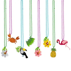 Colliers de fête hawaïens avec pendentifs flamant rose, ananas et fleurs tropicales