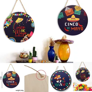 Targa in legno Cinco de Mayo con sombrero e piñata per decorazione festiva porta