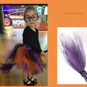 Déguisement de sorcière Halloween pour enfants avec jupe tutu en tulle et balai magique