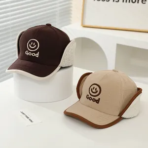 Chapeaux d'hiver pour enfants avec protège-oreilles et broderie Good smiley face