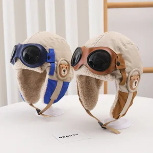 Winter-Fliegermützen für Kinder mit warmem Fleecefutter und dekorativem Bär-Design
