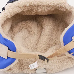 Blaue Kinder Fliegermütze mit warmem Fleece-Futter und Ohrenklappen für den Winter