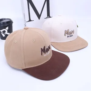 Close-up of Melt letter embroidery on flat brim snapback hats for hip-hop style