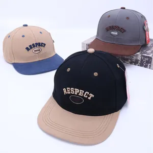 Berretto da Baseball Snapback Hip Hop per Bambini in Misto Cotone con Ricamo di Lettere Cappello Parasole a Tesa Piatta per Ragazzi e Ragazze da Tre a Dieci Anni