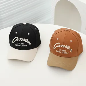 Cappello da baseball bicolore per bambini con ricamo 1993 e chiusura regolabile