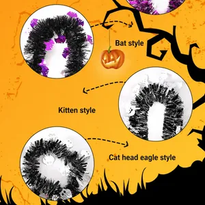 Détail des guirlandes d'Halloween avec chauve-souris et hibou pour décoration de fête