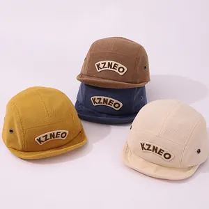 Casquette de Baseball en Velours Côtelé pour Enfants Bord Souple Broderie Lettre Ours Bébé Rétro Chaud Réglable Automne Hiver