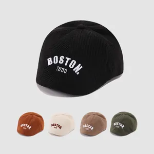 Boina de Pana para Niños Gorra de Vendedor de Periódicos Con Bordado BOSTON Estilo Academia Retro Cálida Gorra Plana Ajustable para Niños Niñas
