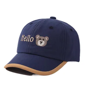 Casquette de baseball bleue pour enfants avec broderie Hello et patch ours brun