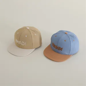 Berretti da baseball hip hop per bambini con ricamo Hello in colori kaki e blu cielo