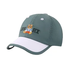 Kids quick-dry baseball cap in grey-green and white with cute bear embroidery and vent holes