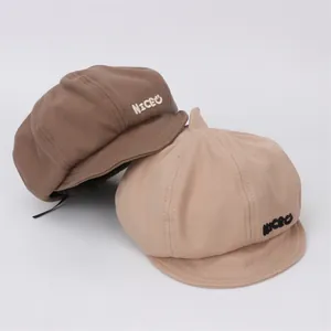 Casquettes de style rétro pour bébé en coton kaki et beige avec broderie NICE