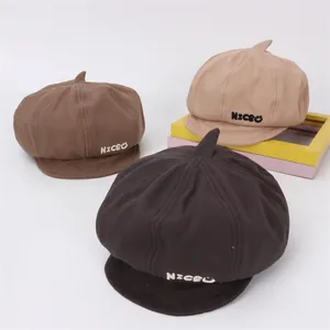 Béret de Bébé en Coton Polyester Casquette Gavroche Avec Broderie Nice Smile Design d'Aileron Pointu pour Garçons et Filles