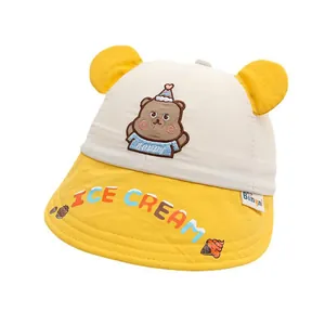 Chapeau de soleil bébé bicolore avec oreilles d'ours et broderie glace mignonne