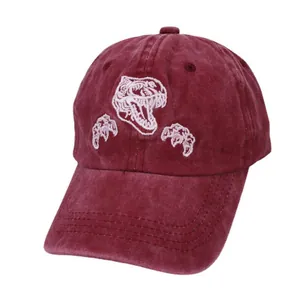 Casquette enfant en coton délavé bordeaux avec broderie squelette de dinosaure