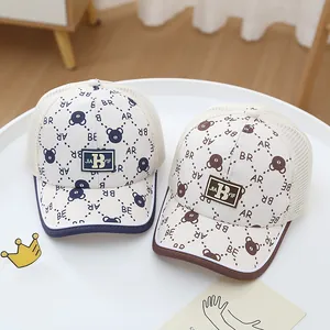 Mesh baby baseball caps with bear prints and 'B' badge for sun protection