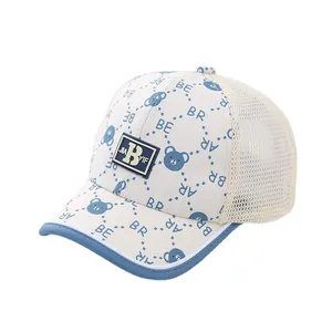 Breathable mesh baby baseball cap with blue bear pattern and B patch for sun protection