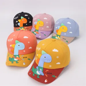 Berretto da baseball per bambini con dinosauro 3D e colori vivaci assortiti