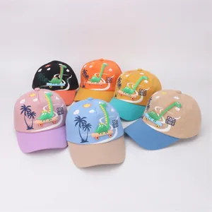 Cappelli da baseball per bambini con dinosauri in sei colori e scritta Cool Dude