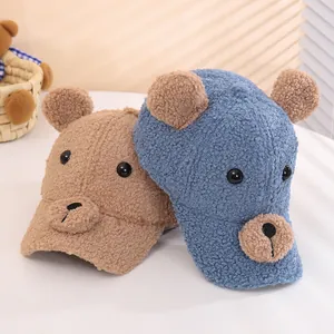 Berretto invernale da baseball per bambini in pile con graziose orecchie da orso 3D
