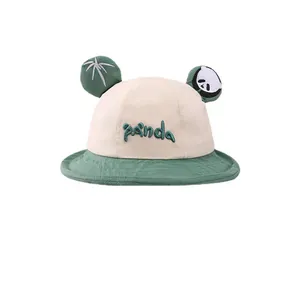 Simpatico cappello da sole panda per bambini beige e verde con ricamo di bambù e tesa morbida