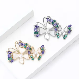 Elegante Vlinder Brosche Met Kunstparelimitatie Strass Holle Vleugels Mode Legering Sieraden Kleding Accessoire Voor Vrouwen Bruiloft Feest