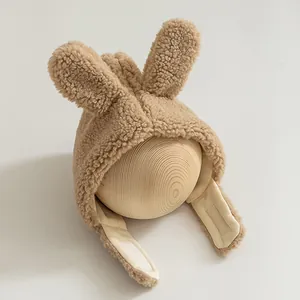 Plüsch-Hasenohren-Fliegermütze für Kleinkinder mit weichem Kunstfell und Klettverschluss