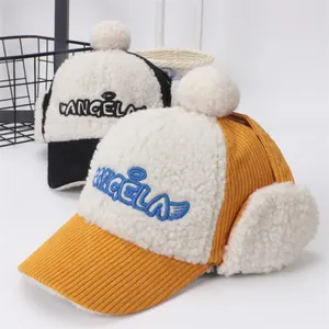 Gorro de invierno para niños en pana con forro de lana y orejeras en amarillo y negro