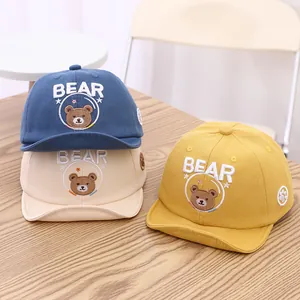 Casquettes de baseball en coton pour bébé avec broderie d'ours en bleu, beige et jaune