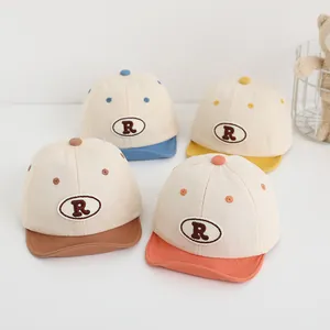 Berretti da baseball in cotone per neonati con visiera morbida e ricamo lettera R