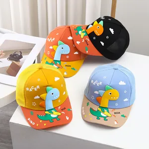 Gorras de béisbol de malla para niños con dinosaurio 3D en cuatro colores vibrantes