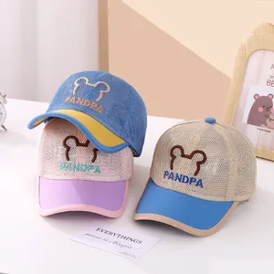 Casquette en maille respirante pour enfants avec broderie panda en couleurs