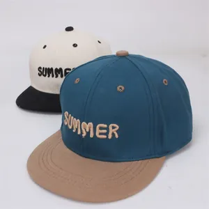Berretto hip hop per bambini bicolore con ricamo SUMMER e visiera piatta stile casual
