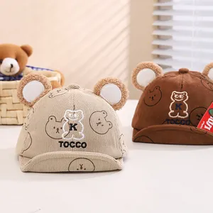 Cappello da baseball in velluto a coste per neonati con orecchie di orso e ricami