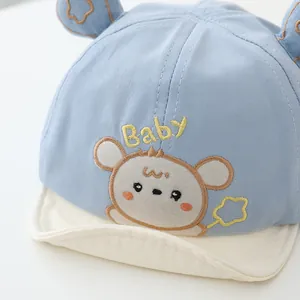 Casquette de baseball bébé bleue avec animal dessin animé et bord souple anti-soleil