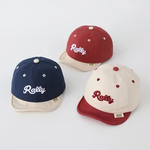 Casquettes de baseball RALLY pour enfants en coton avec blocs de couleurs bleu et rouge